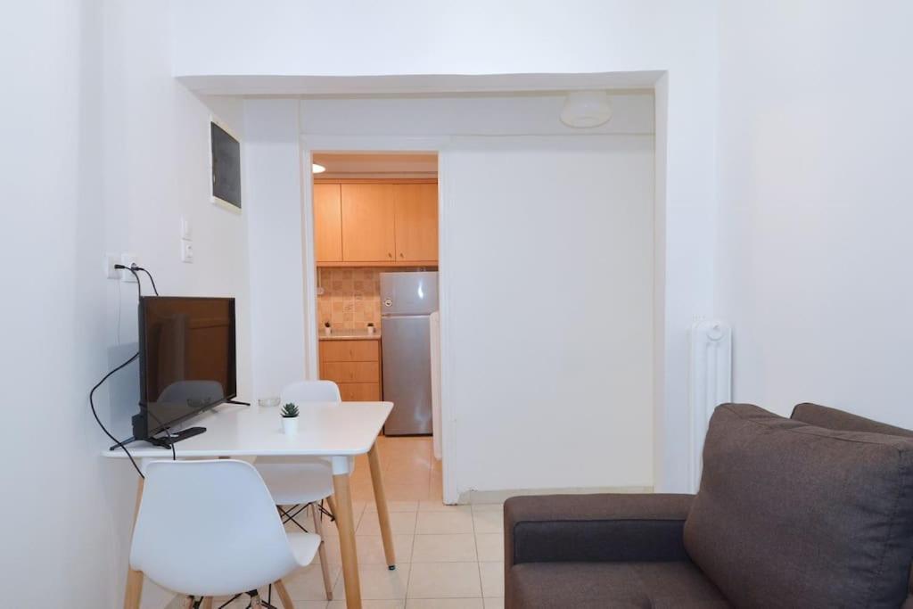 אתונה Minimal Apartment At The Foot Of The Odeon Of ... מראה חיצוני תמונה